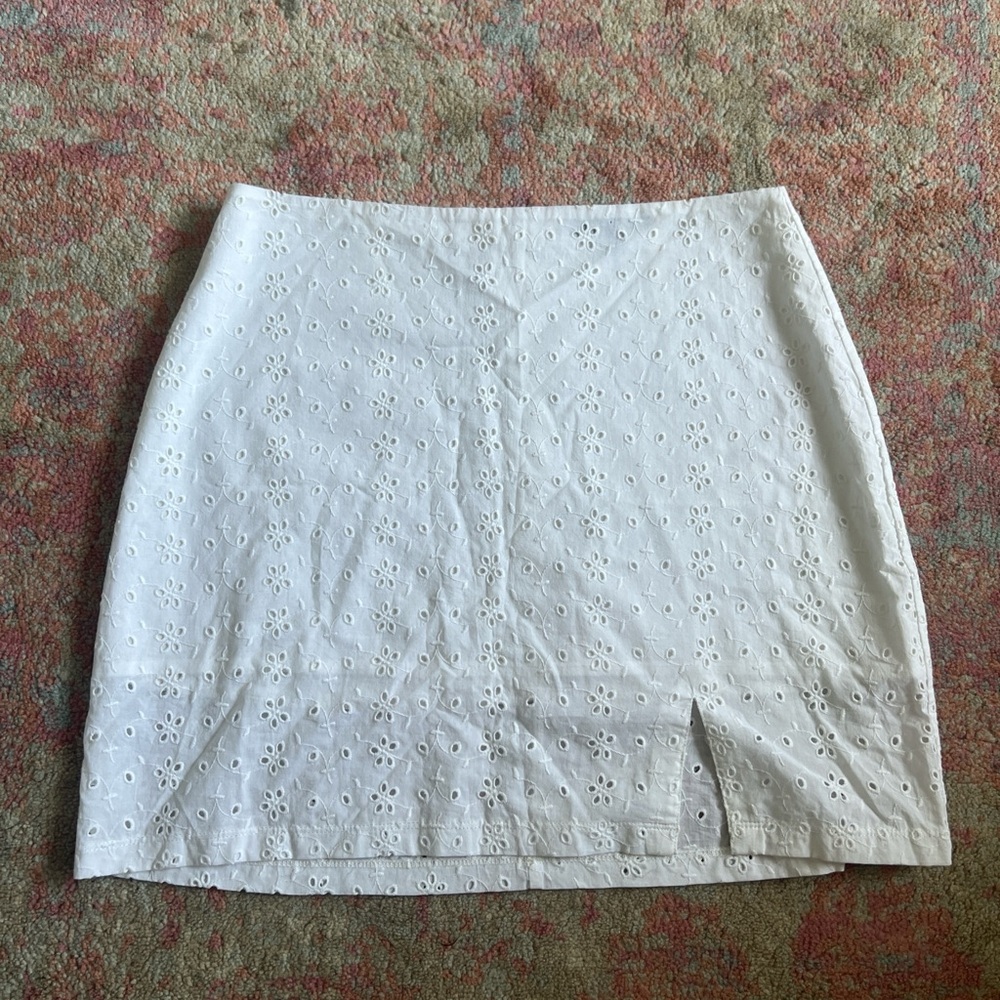 Kendall & Kylie White Eyelet Pencil Skirt